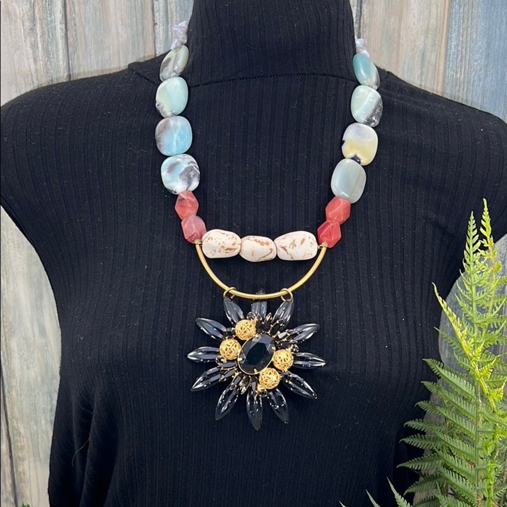 Adorned Crown Artisan Assemblage Enamel Black Flower Stone Bead Necklace 57$